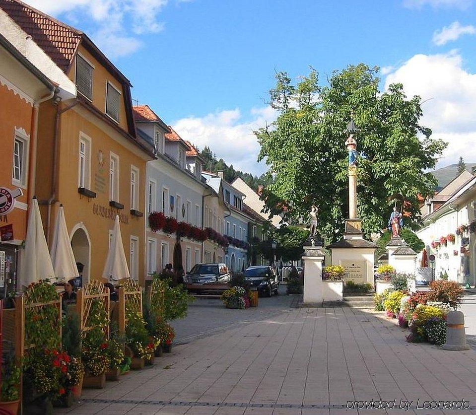 JUFA Hotel Oberwölz-Lachtal Oberwoelz Stadt Exterior foto